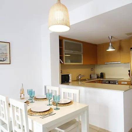 Panoramic 35 By Parc Mont-roig شقة
